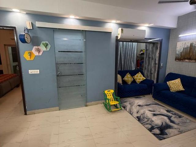 Resale | 4 BHK + Servant Room 2497 Sq.Ft. Apartment in Indosam75