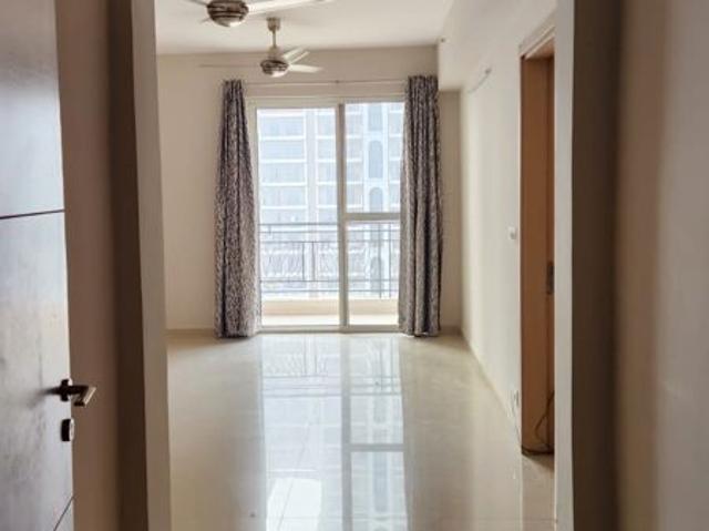 Resale | 4 BHK + Servant Room 2530 Sq.Ft. Apartment in DLF New Town Heights II