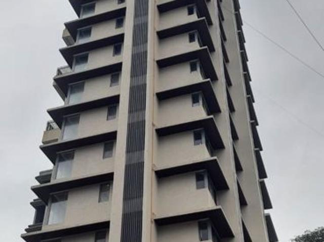 Resale | 4 BHK + Servant Room 2568 Sq.Ft. Apartment in Santacruz West