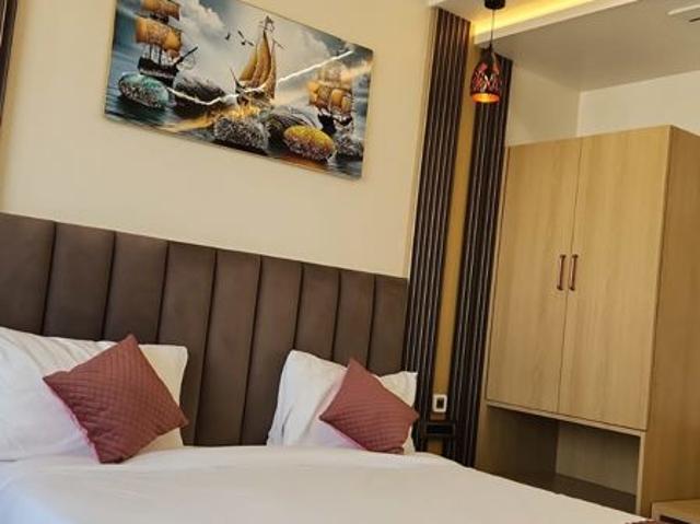 Resale | 4 BHK + Servant Room 2570 Sq.Ft. Apartment in M3M Crown