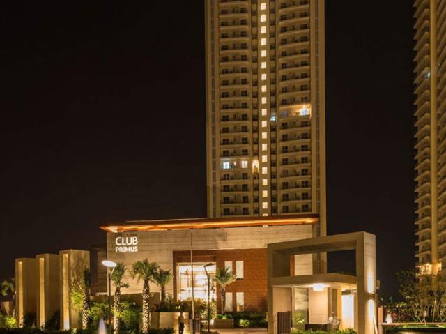 Resale | 4 BHK + Servant Room 2576 Sq.Ft. Apartment in DLF The Primus