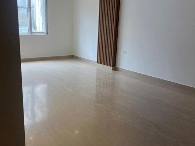 Resale | 4 BHK + Servant Room 2610 Sq.Ft. Apartment in DLF Westend Heights