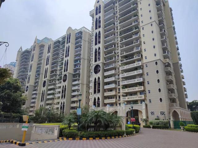 Resale | 4 BHK + Servant Room 2610 Sq.Ft. Apartment in DLF Westend Heights