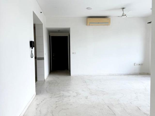 Resale | 4 BHK + Servant Room 2625 Sq.Ft. Apartment in Tata Primanti Tower Residences