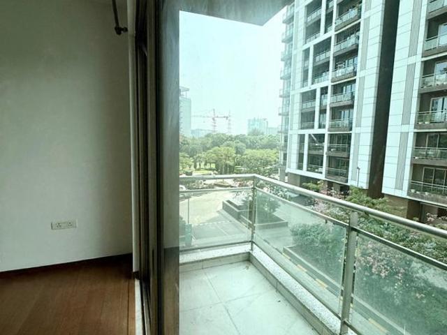 Resale | 4 BHK + Servant Room 2625 Sq.Ft. Apartment in Tata Primanti Tower Residences