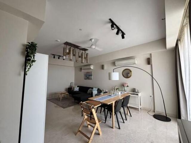 Resale | 4 BHK + Servant Room 2725 Sq.Ft. Apartment in DLF The Ultima