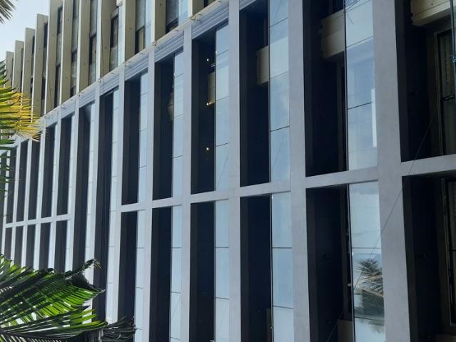 Resale | 4 BHK + Servant Room 2750 Sq.Ft. Apartment in Brand Newbuilding