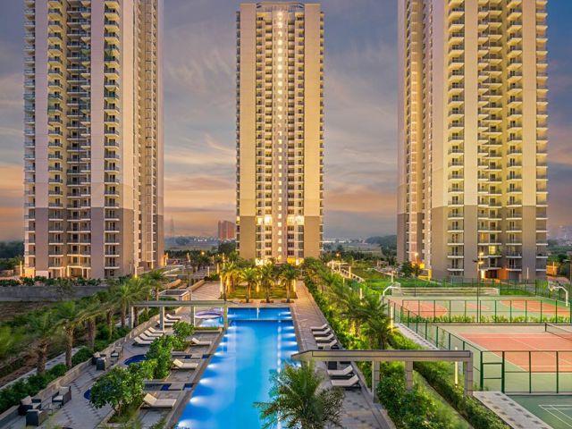 Resale | 4 BHK + Servant Room 2800 Sq.Ft. Apartment in DLF The Ultima