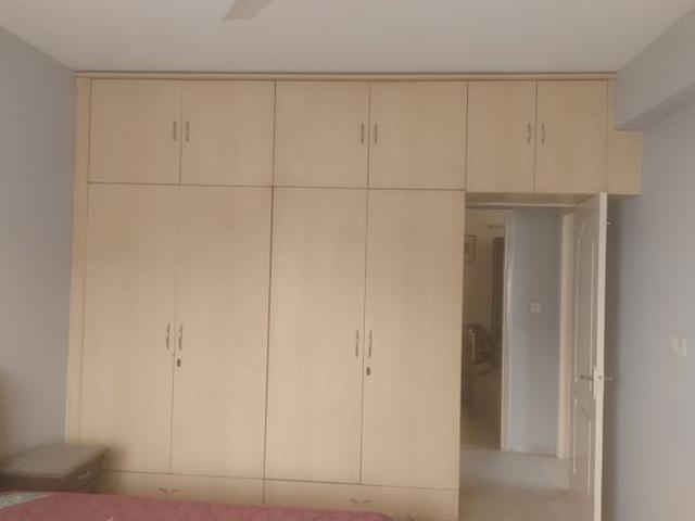 Resale | 4 BHK + Servant Room 2800 Sq.Ft. Apartment in DLF Westend Heights
