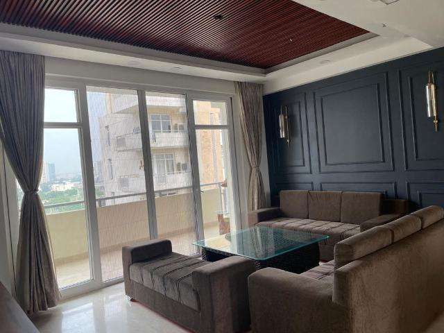 Resale | 4 BHK + Servant Room 2812 Sq.Ft. Apartment in SS The Leaf