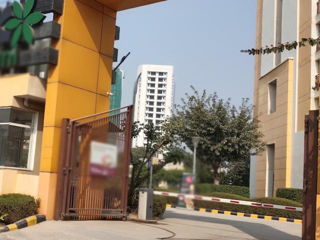 Resale | 4 BHK + Servant Room 2836 Sq.Ft. Apartment in Brisk Lumbini Terrace Homes