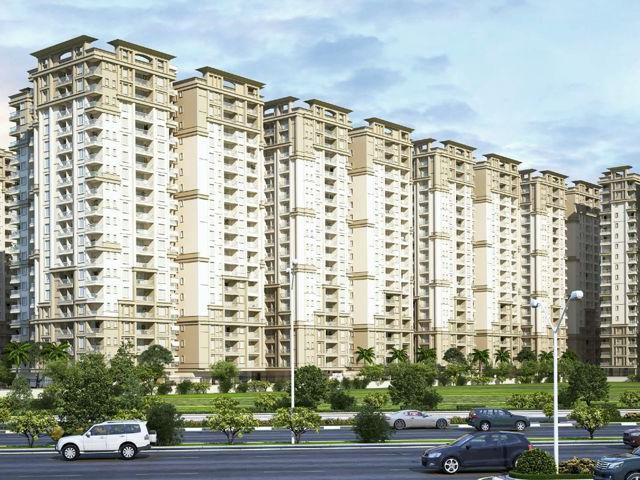 Resale | 4 BHK + Servant Room 2900 Sq.Ft. Apartment in Narayan Vihar