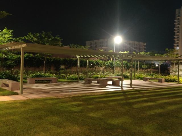 Resale | 4 BHK + Servant Room 2950 Sq.Ft. Apartment in Puri Diplomatic Greens Phase I