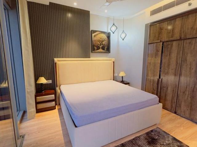 Resale | 4 BHK + Servant Room 2000 Sq.Ft. Apartment in Ireo Victory Valley