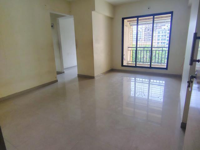 Resale | 4 BHK + Servant Room 2000 Sq.Ft. Apartment in Sector 6 Dwarka