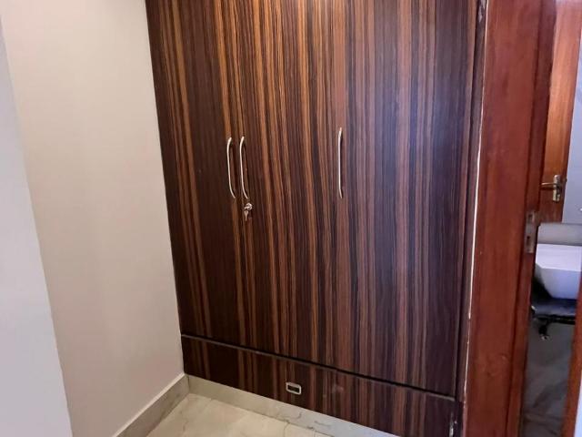 Resale | 4 BHK + Servant Room 2100 Sq.Ft. Apartment in Emaar The Palm Drive Palm Studios