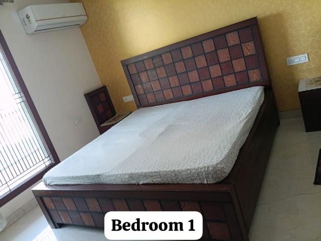 Resale | 4 BHK + Servant Room 2140 Sq.Ft. Apartment in Sare Home