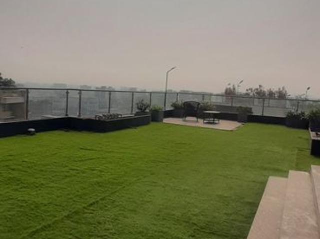 Resale | 4 BHK + Servant Room 2200 Sq.Ft. Apartment in Khar West