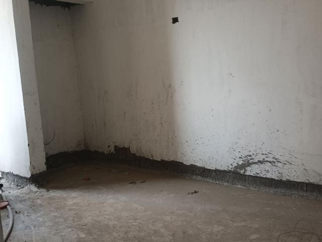 Resale | 4 BHK + Servant Room 2250 Sq.Ft. Apartment in Jaypee Kensington Boulevard