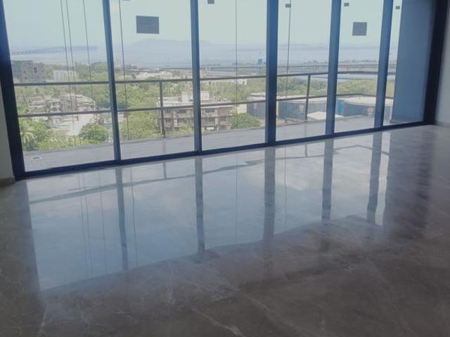 Resale | 4 BHK + Servant Room 2251 Sq.Ft. Apartment in L And T The Gateway