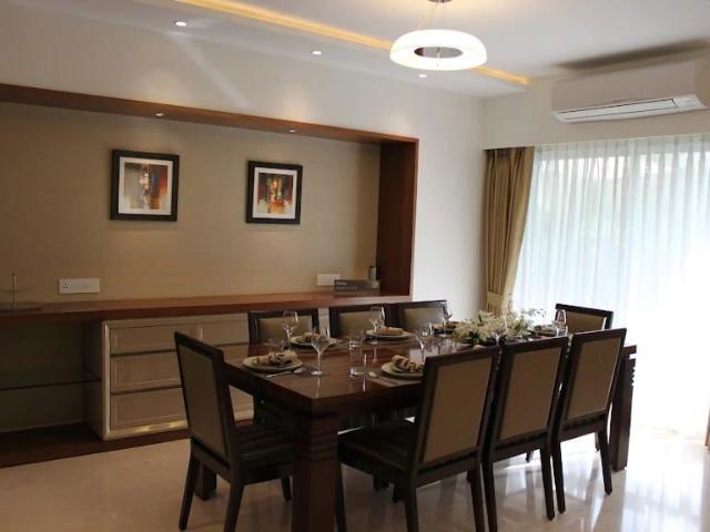 Resale | 4 BHK + Servant Room 2300 Sq.Ft. Apartment in Senapati Bapat Road