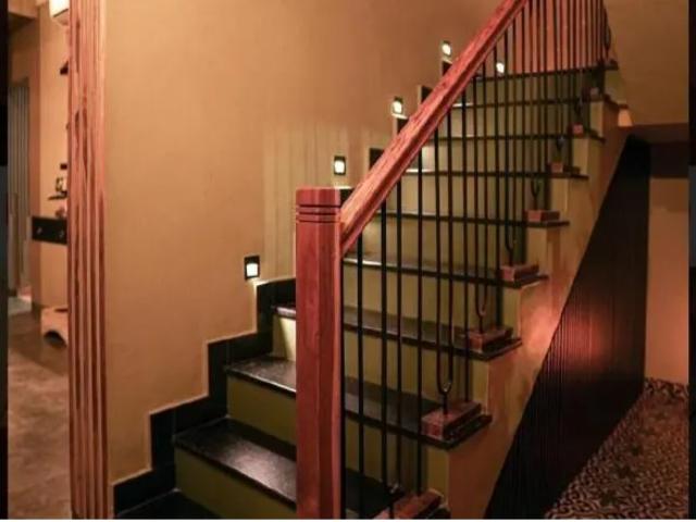 Resale | 4 BHK + Servant Room 343 Sq.Yd. Villa in Central Park Flower Valley