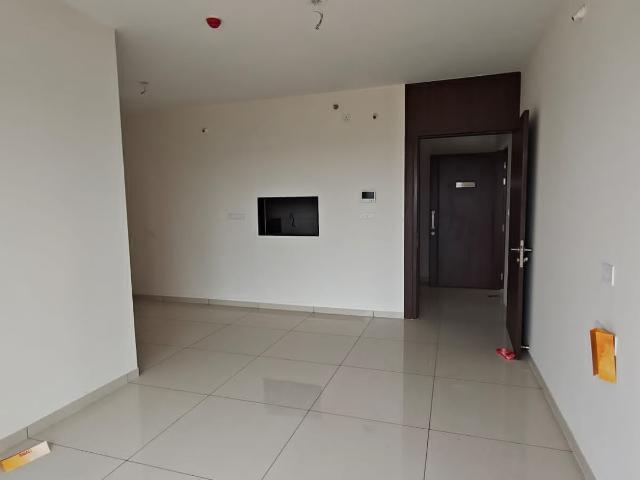 Resale | 4 BHK + Servant Room 3450 Sq.Ft. Apartment in Sagitarius Bluegrass Residences