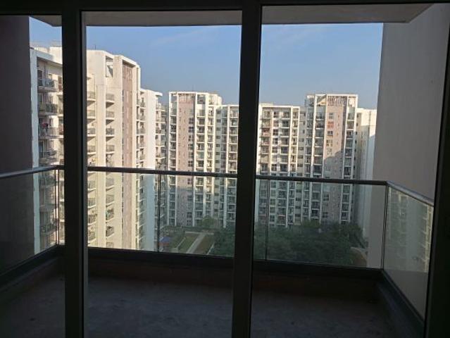 Resale | 4 BHK + Servant Room 3475 Sq.Ft. Apartment in Puri Diplomatic Residences