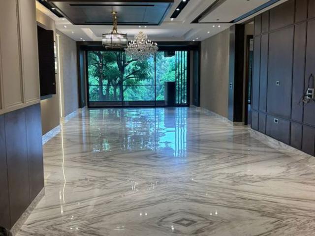 Resale | 4 BHK + Servant Room 360 Sq.Ft. Villa in Emaar Marbella