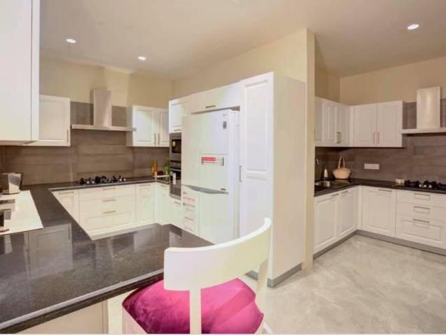 Resale | 4 BHK + Servant Room 3672 Sq.Ft. Apartment in Aerocity