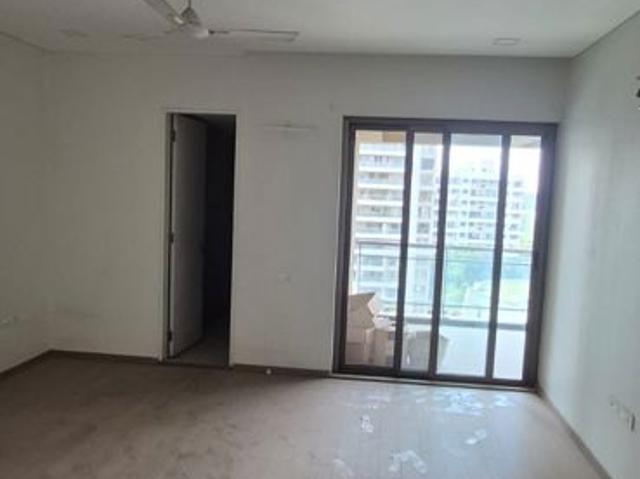 Resale | 4 BHK + Servant Room 3700 Sq.Ft. Apartment in Panchshil One North