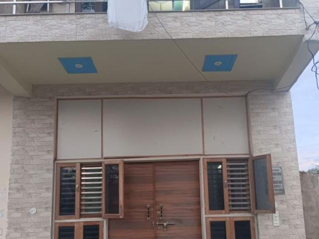 Resale | 4 BHK + Servant Room 3716 Sq.Ft. Apartment in M3M Altitude