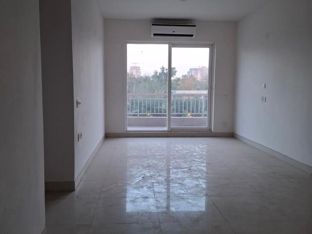 Resale | 4 BHK + Servant Room 3000 Sq.Ft. Apartment in Ireo The Grand Arch
