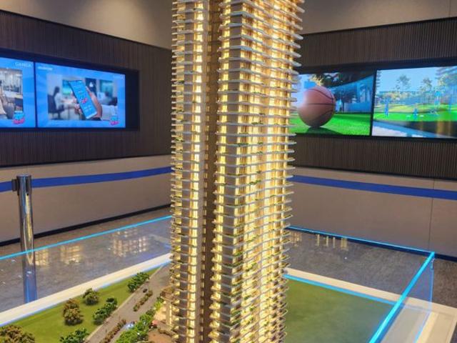 Resale | 4 BHK + Servant Room 3100 Sq.Ft. Apartment in Ganga Anantam
