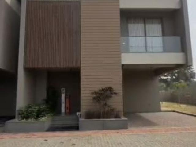 Resale | 4 BHK + Servant Room 3190 Sq.Ft. Villa in Goyal And Co Riviera Glade