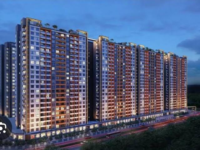 Resale | 4 BHK + Servant Room 3236 Sq.Ft. Apartment in Godrej Vrikshya