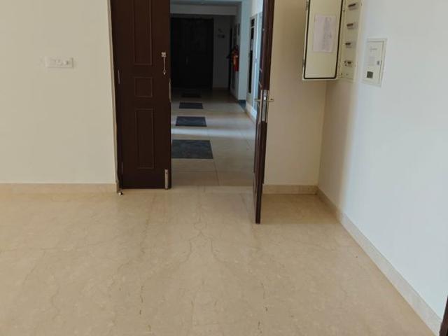 Resale | 4 BHK + Servant Room 3300 Sq.Ft. Apartment in Dasnac Burj