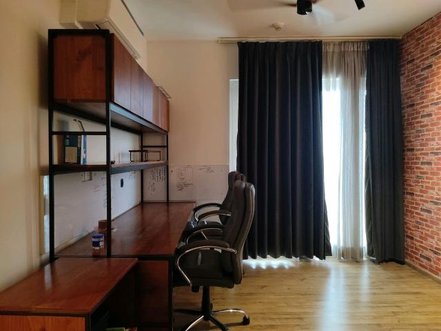 Resale | 4 BHK + Servant Room 3350 Sq.Ft. Apartment in Indiabulls Enigma