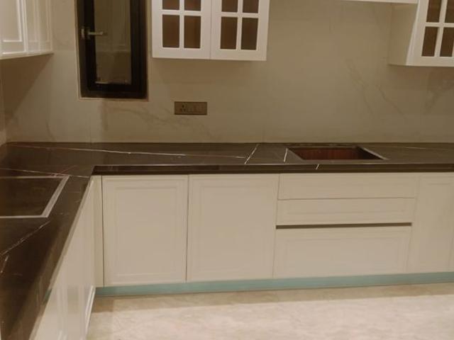 Resale | 4 BHK + Servant Room 3390 Sq.Ft. Apartment in Unitech Harmony