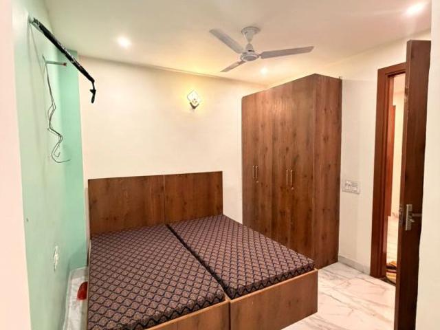 Resale | 4 BHK + Servant Room 3395 Sq.Ft. Apartment in Elan The Presidential
