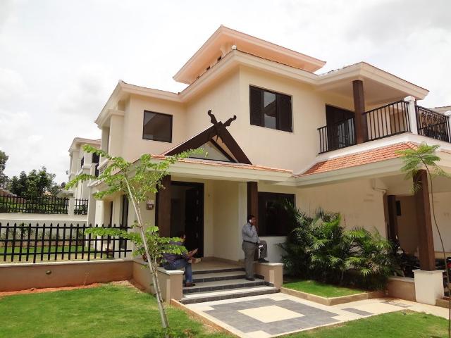 Resale | 4 BHK + Servant Room 4430 Sq.Ft. Villa in Prestige Oasis
