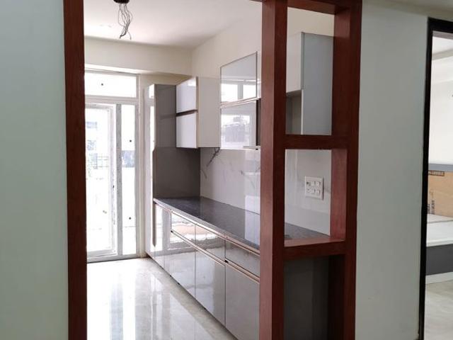 Resale | 4 BHK + Servant Room 4500 Sq.Ft. Villa in Malibu Town