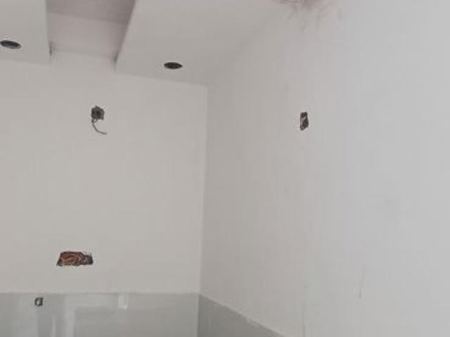 Resale | 4 BHK + Servant Room 45 Sq.Yd. Independent House in Molarband Extension