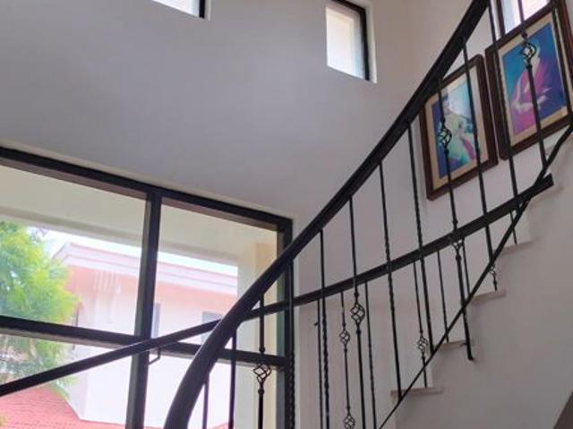 Resale | 4 BHK + Servant Room 4800 Sq.Ft. Villa in Prestige Oasis