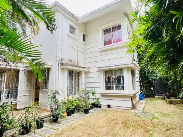 Resale | 4 BHK + Servant Room 4000 Sq.Ft. Independent House in Paranjape Vasant Vihar 3