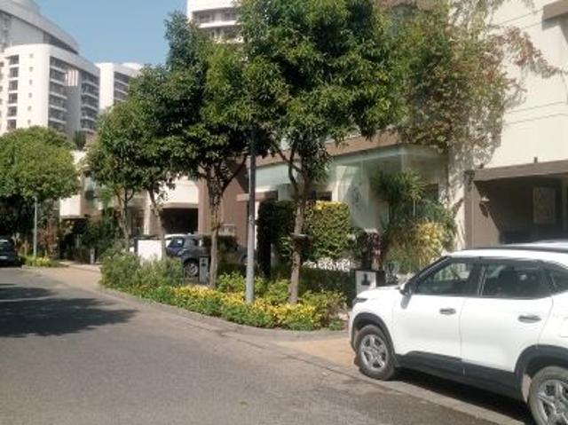 Resale | 4 BHK + Servant Room 4122 Sq.Ft. Villa in Sobha International City Phase 3