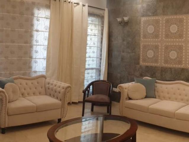 Resale | 4 BHK + Servant Room 4200 Sq.Ft. Apartment in Jaypee Greens Kingswood Oriental