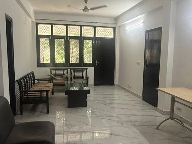 Resale | 4 BHK + Servant Room 4250 Sq.Ft. Apartment in Unitech The World Spa