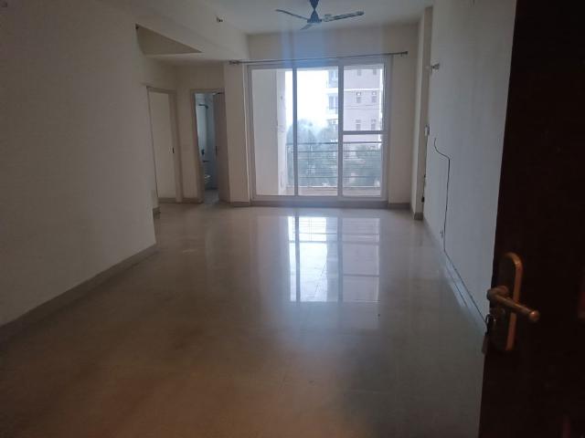 Resale | 4 BHK + Servant Room 5525 Sq.Ft. Apartment in Great Value Ekanam