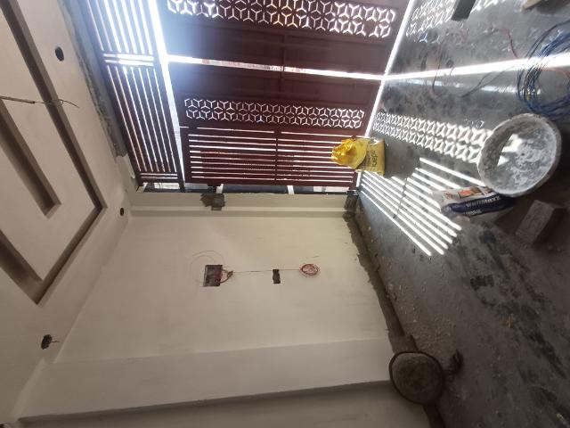 Resale | 4 BHK + Servant Room 50 Sq.Yd. Independent House in Palla